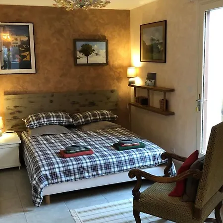 Alojamento de Acomodação e Pequeno-almoço Envie De Montagne